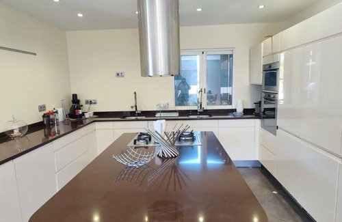La Bocca Nord House | Superb 5-room family home with Cannes pool