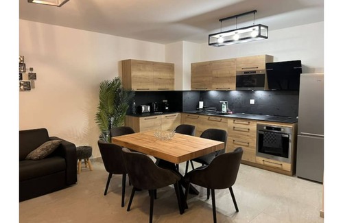 Saint-Mandrier-sur-Mer Apartment | Superb apartment in a new residence by the sea