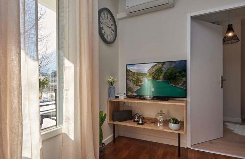 Quartier des Eaux-Claires Apartment | Superb air-conditioned T2 - balcony - virtual tour