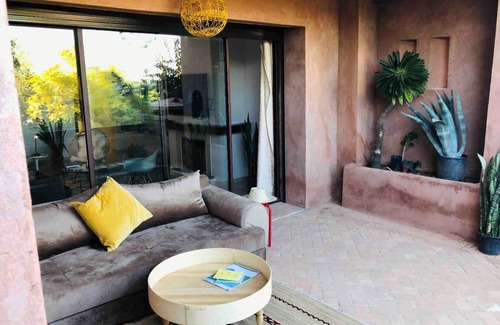 Agdal Apartment | Superb apartment in residence with swimming pool