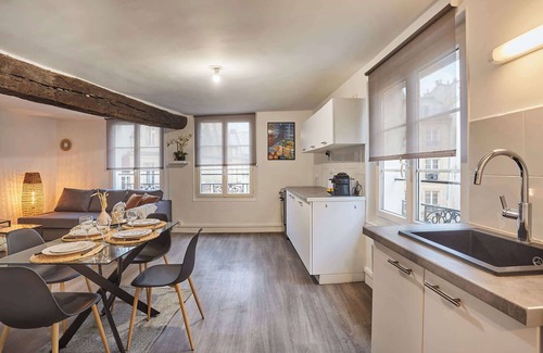 Strasbourg -Saint-Denis Apartment | Superb apartment in the center of Paris