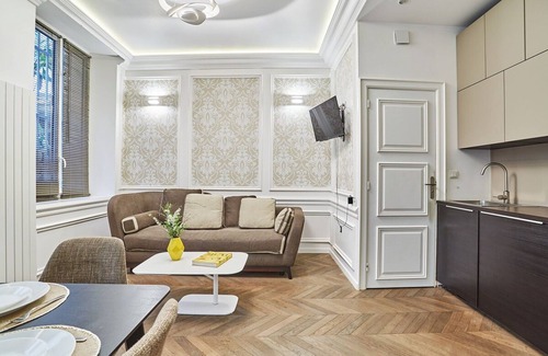 Saint-Germain-l'Auxerrois Apartment | Superb Apartment Louvre Saint Honorer
