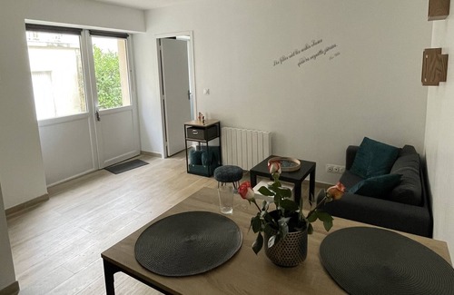 Caen City Centre Apartment | Superb Apartment on the port of Caen