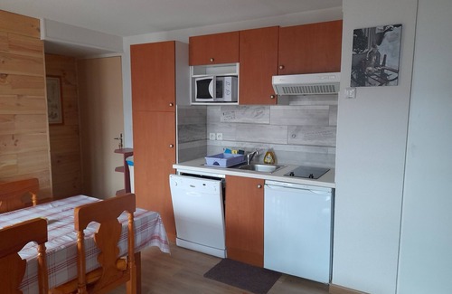 Cauterets Apartment | Superb apartment with heated outdoor pool in summer (July and August).