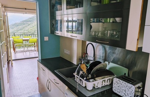 Laroque-des-Alberes Villa | Superb Catalan Villa with private swimming pool and stunning views