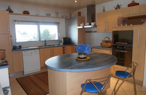 Saint-Cast-le-Guildo Apartment | Superb cottage, sea view, near beaches promo last min 10% from July 6 to 13