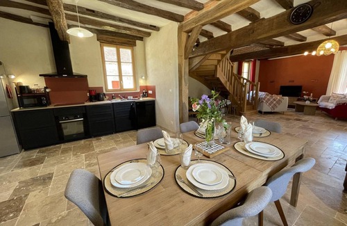Perrusson Cottage | Superb Eco-renovated Cottage Near Castles