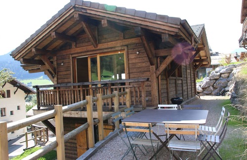 Morzine Ski Chalet | Superb Family Chalet in Morzine, 8-10 people, near center and shuttles