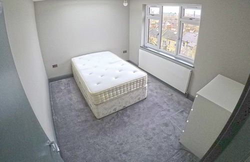 Ladywell House | Superb family home in popular family area