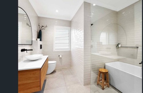 Mosman House | Superb family home on Balmoral Slopes