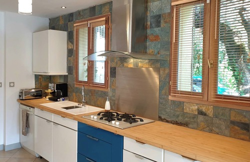 Tourrettes Other | SUPERB FARMHOUSE SET IN 2,000 M2 OLIVE GROVE