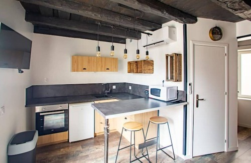 Montignac Apartment | ★Superb indus★ style duplex for 2 people