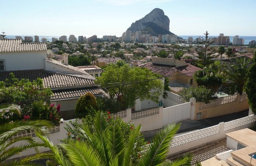 Calpe Villa | Superb Large Family villa in Calpe with UK TV, Air Con, Wifi and Pool