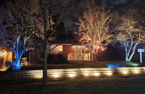 Sunset Hill House | SUPERB LOCATION, Ballard Locks, Seattle, Wa.