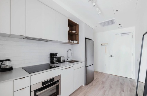 Truxton Circle Apartment | Superb NoMa 1BR w/Pool, Gym, EV Charging & Rooftop