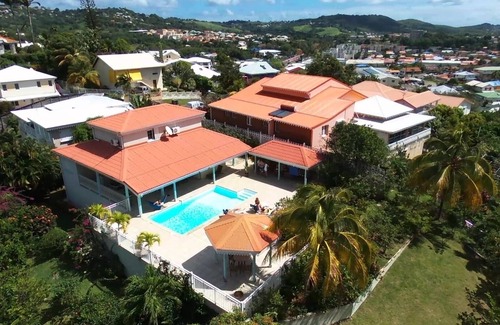 Le Robert Villa | Superb Owner's Villa in Le Robert 240m2