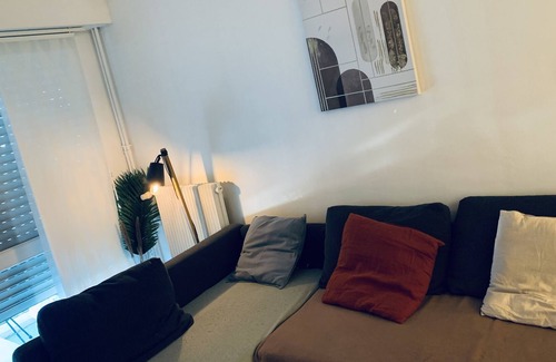 Saint-Herblain Apartment | Superb private room with parking and balcony at the homestay.