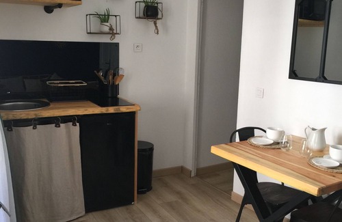 Aiguihe Apartment | Superb refurbished t2, at the foot of the Rocher!