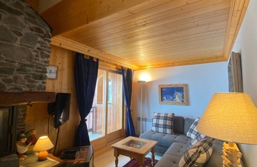 Val-d'Isere Apartment | Superb ski in/ski out duplex apartment next to the snow front in Val D'Isere