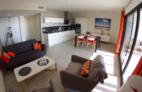 Argeles Plage Apartment | SUPERB T3-70m2- ON THE BEACH -CLIMATE- 30m2 TERRACE- WIFI-