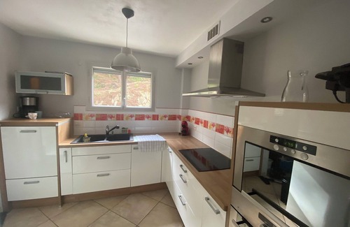 Collioure Apartment | Superb T5 Apartment Collioure Centre Air-conditioned
