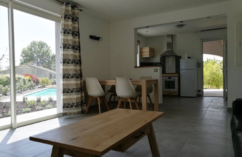 Vallon-Pont-d'Arc House | Superb Villa 4 people, private pool, air conditioning, TBéquipement, calm