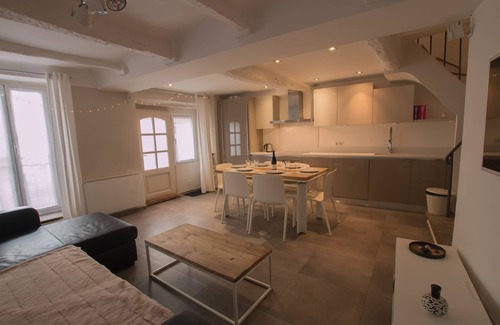 Valbonne House | Superb village house. Rare!