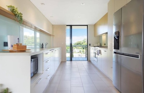 Darwin City Centre Apartment | Superb Waterfront Lagoon Views: Balcony Relaxing