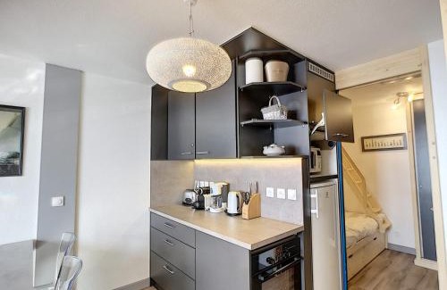 Les Bruyeres Apartment | Superbe 2 pièces rénové pour 5 pers, ski aux pieds, à Les Menuires - Wifi inclus - FR-1-178-2