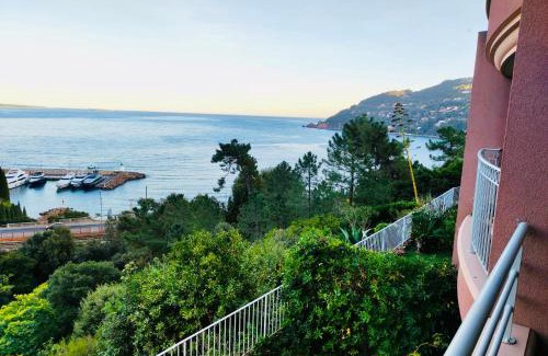 Theoule-sur-Mer Apartment | Superbe 3 pièces sur la baie de Théoule