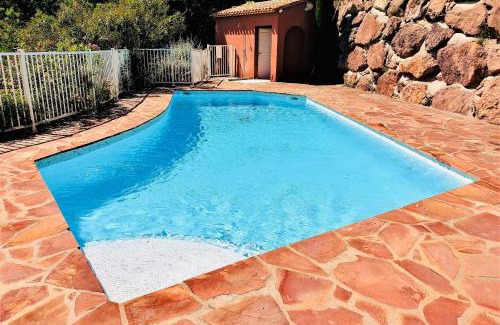 Theoule-sur-Mer Apartment | Superbe 3 pièces sur la baie de Théoule