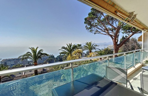 La Croix des Gardes Apartment | Superbe 3 Pièces vue mer 323l/munar