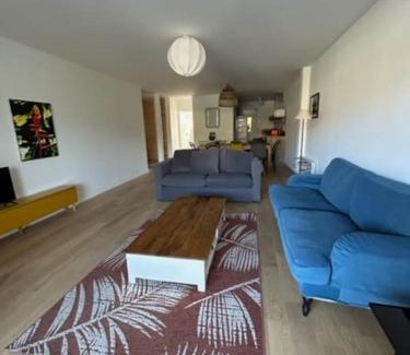 Saint-Mandrier-sur-Mer Apartment | Superbe appartement bord de mer