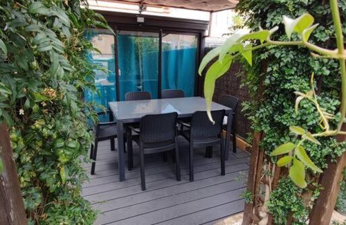 Les Bormettes Apartment | superbe appartement proche du port et de la plage.