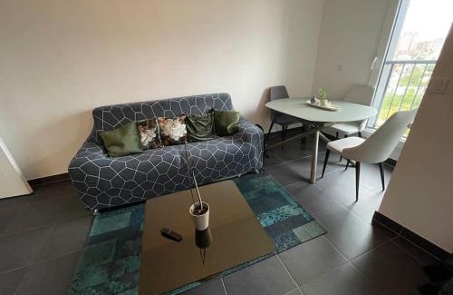 Bois-Colombes Apartment | Superbe appart avec vue panoramique sur La Défense