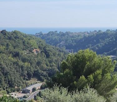 Cagnes-sur-Mer House | Superbe appartement vue mer