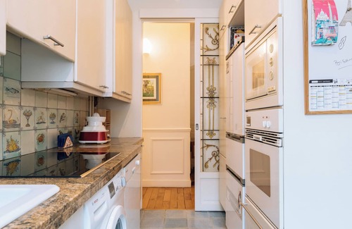 Montmartre Apartment | Superbe Appartement - 2 chambres - Montmartre!