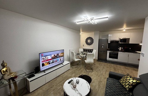 Gournay-sur-Marne Apartment | Superbe Appartement 3 Pièces Chelles- Paris-disney 20min