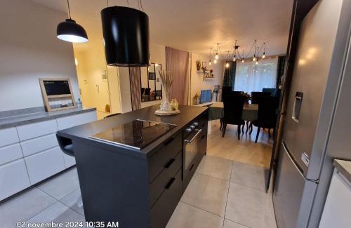 Petit Nanterre Apartment | Superbe Appartement 3 pièces près de la Défense