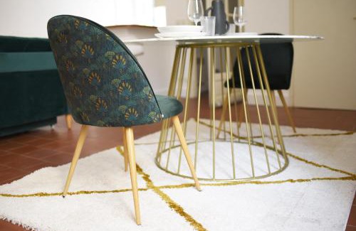 Bastide Saint-Louis Apartment | superbe appartement avec cour dans la bastide