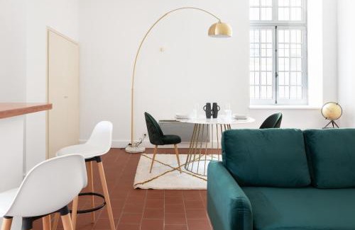 Bastide Saint-Louis Apartment | superbe appartement avec cour dans la bastide