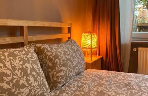 Ganshoren Apartment | Superbe appartement avec jardin, sauna et jacuzzi