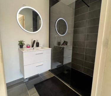 Blanzy Apartment | Superbe appartement avec parking gratuit sur place