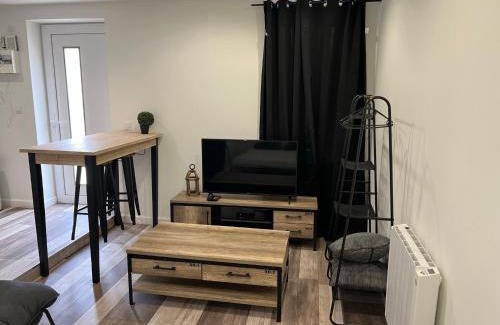 Blanzy Apartment | Superbe appartement avec parking gratuit sur place