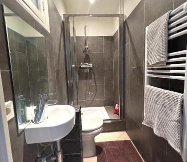 Menton Apartment | Superbe appartement de 100m2 face à la mer Dans un ancien palace