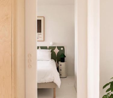 Notre-Dame Apartment | Superbe appartement design au coeur de Versailles, tout à pied