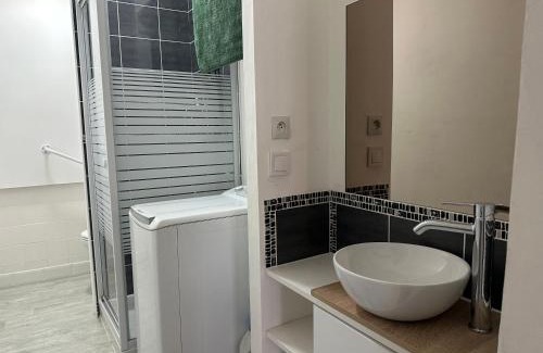 Saint-Sulpice Apartment | Superbe appartement au calme en cœur de village