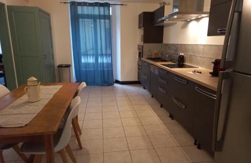 Besseges Apartment | Superbe appartement proche rivière