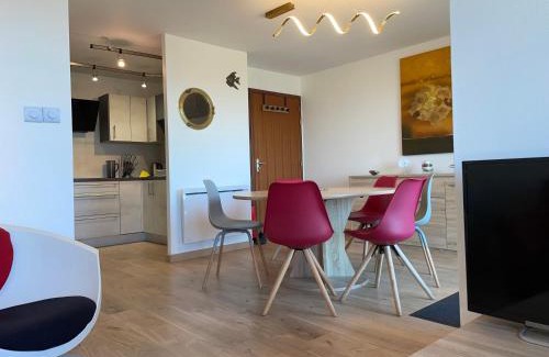 Saint-Hilaire-de-Riez Apartment | Superbe duplex accès et vue mer, garage, linge fourni