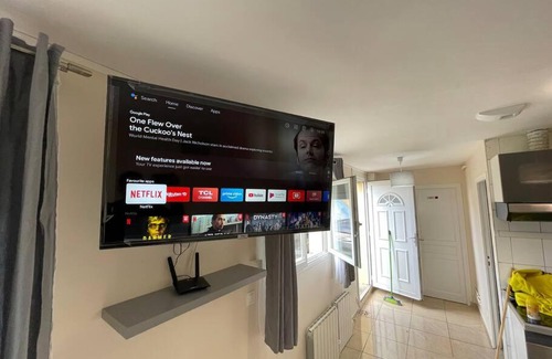 Sarcelles Apartment | Superbe Newly renovated flat